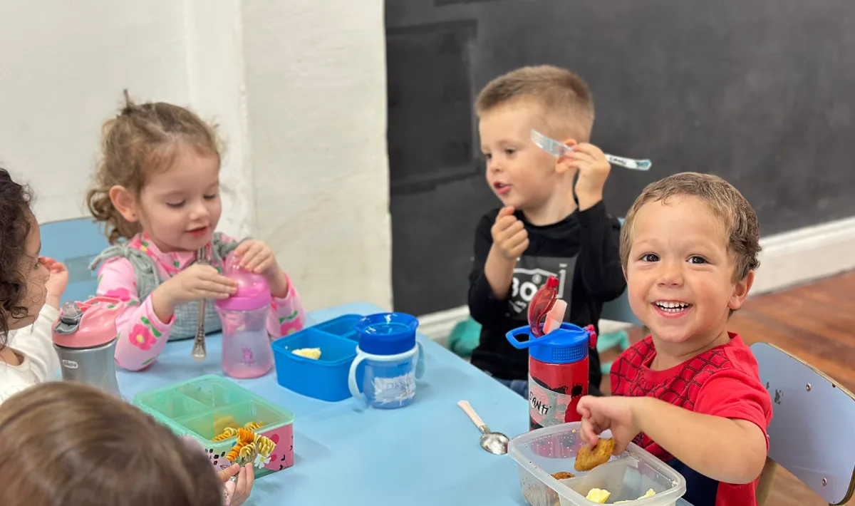 Almuerzos compartidos en la Colonia